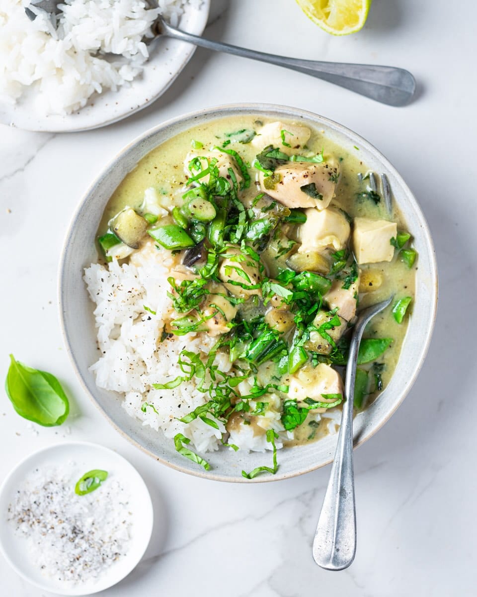 oppskrift kyllinggryte green curry, hverdagsmiddag, enkel rett, rask