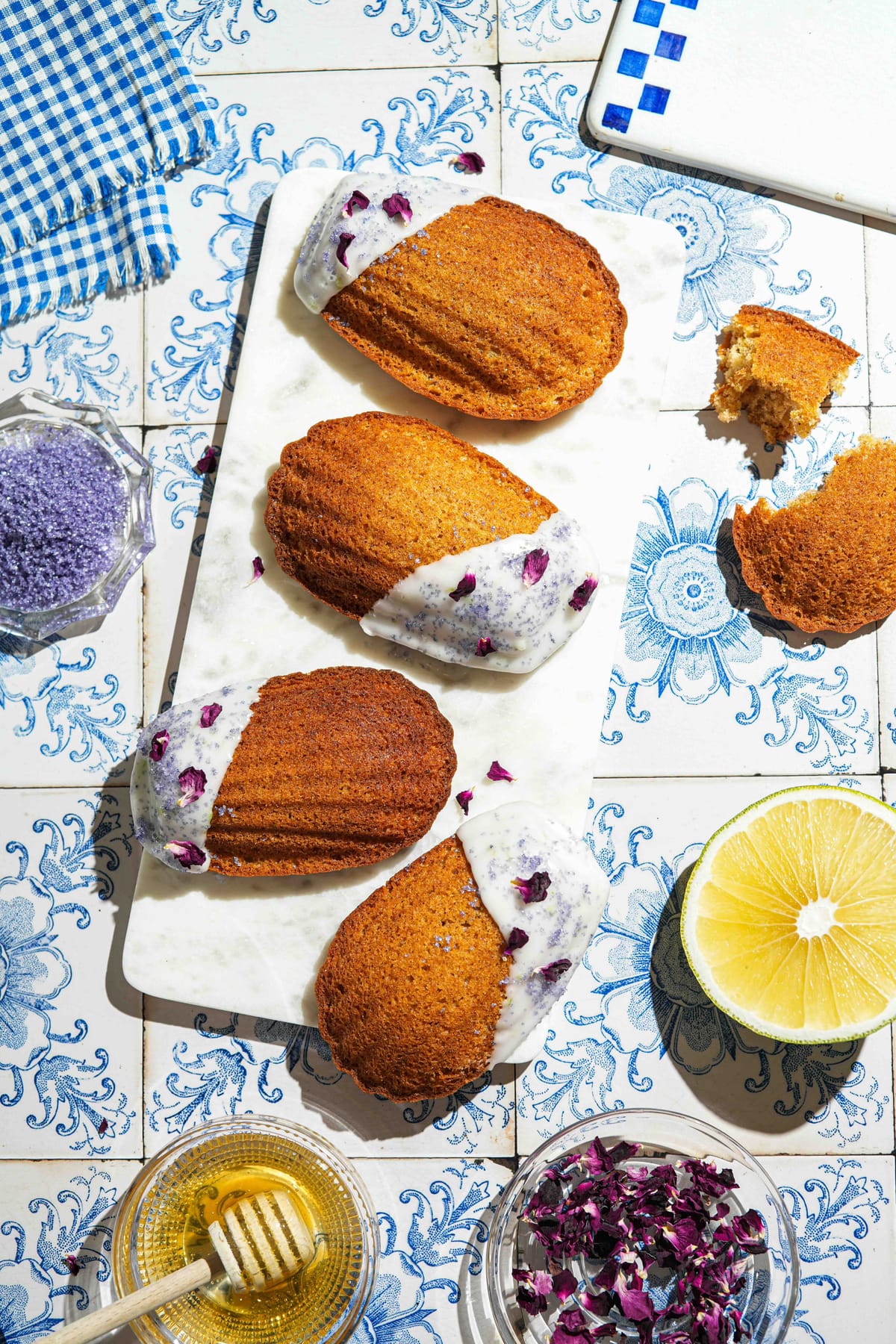 Madeleine med bergamott og brunet smør