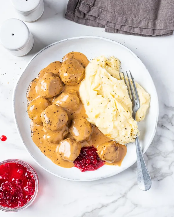 oppskrift svenske köttbullar kjøttboller hverdagsmiddag 